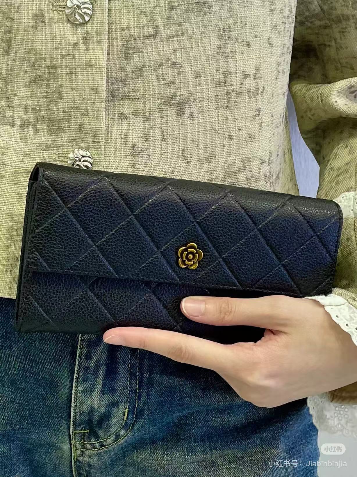 Designer wallet & accessories 
